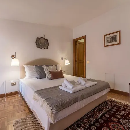 Lejlighed Capitol Lovely Duplex With Terrace